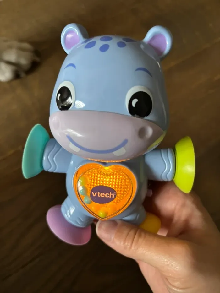 Hippopotame vtech hippo pirouette musical tbe - photo numéro 3