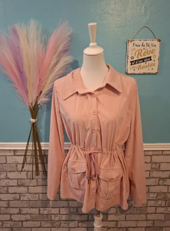 💄Jolie veste en velours rose poudré💄