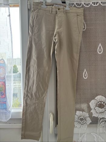Pantalon taille 38 très bon état