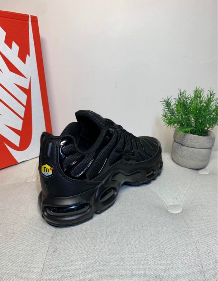 Nike TN Air Max Plus Full Black Noir Triple - photo numéro 5