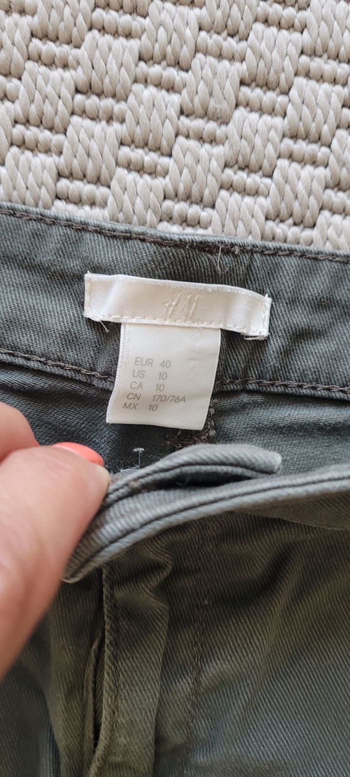 Short en jeans taille 40 Très bon état - photo numéro 3