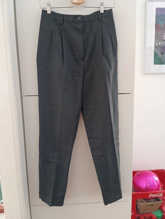 Pantalon vintage chic gris anthracite taille 38 estimée