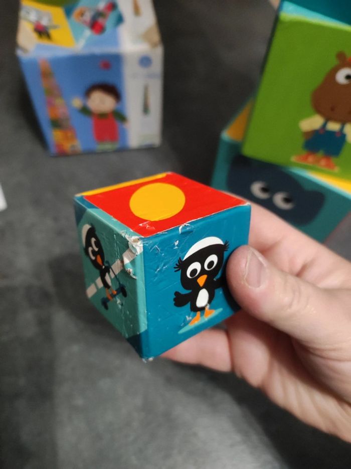Tour cube carton - photo numéro 4