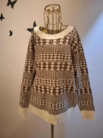 Pull crème / marron & imprimé pied de poule