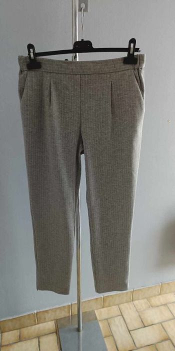 pantalon gris rayé blanc neuf