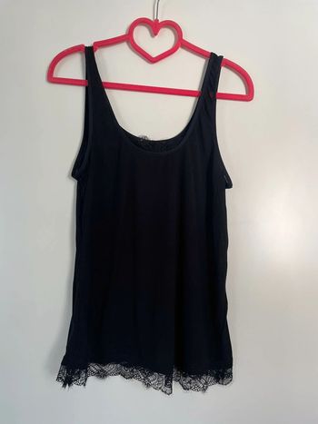 Débardeur à dentelles