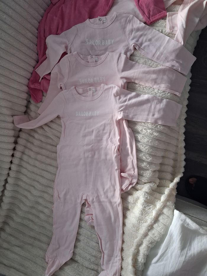 Lot 9 pyjamas grenouillère fille - photo numéro 2