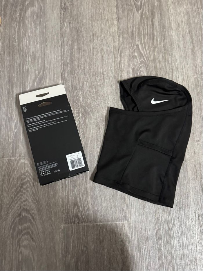 Cagoule noir qui tiens chaud - photo numéro 5