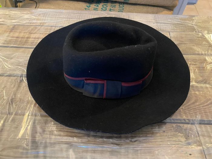chapeau noir mango - photo numéro 2