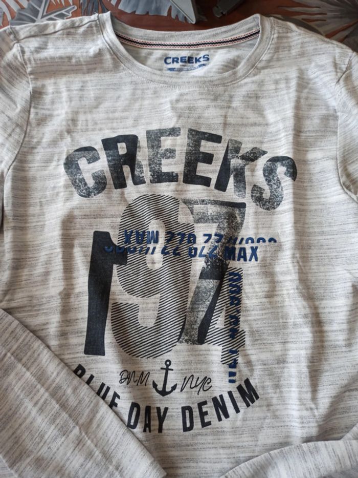 Lot de 3 : 2t shirt et un pull leger - photo numéro 7