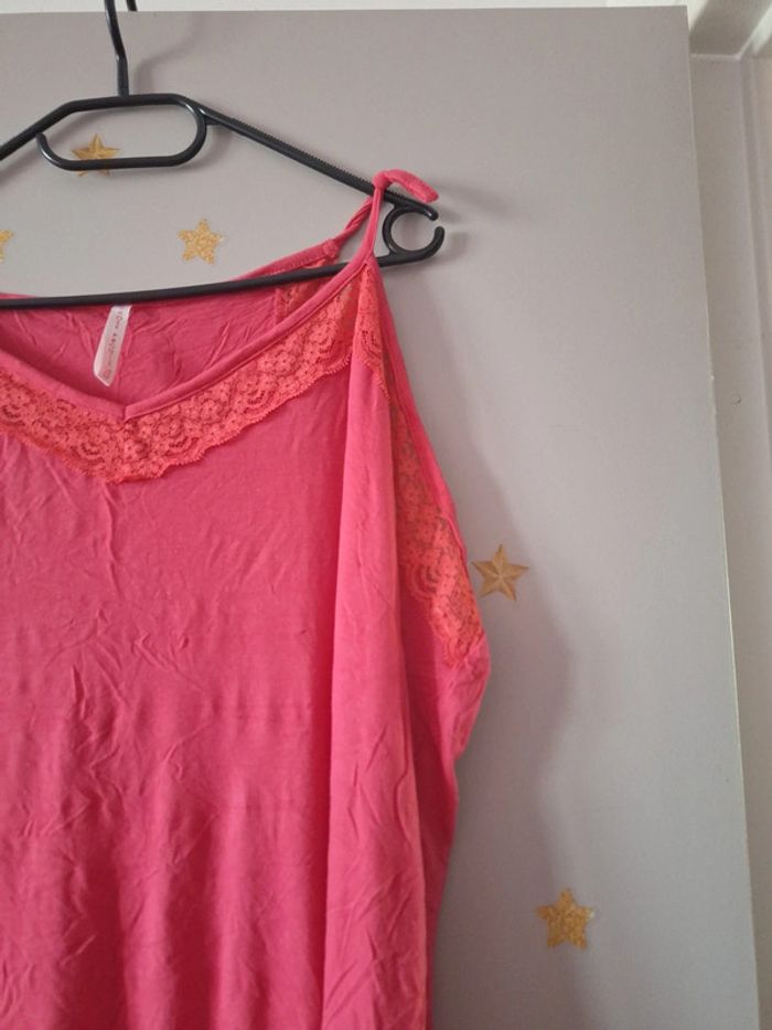 Débardeur très bon état - photo numéro 3