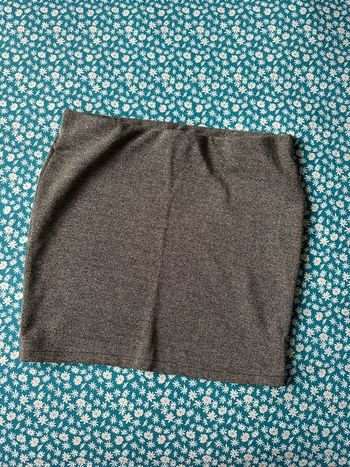 Jupe courte coupe droite