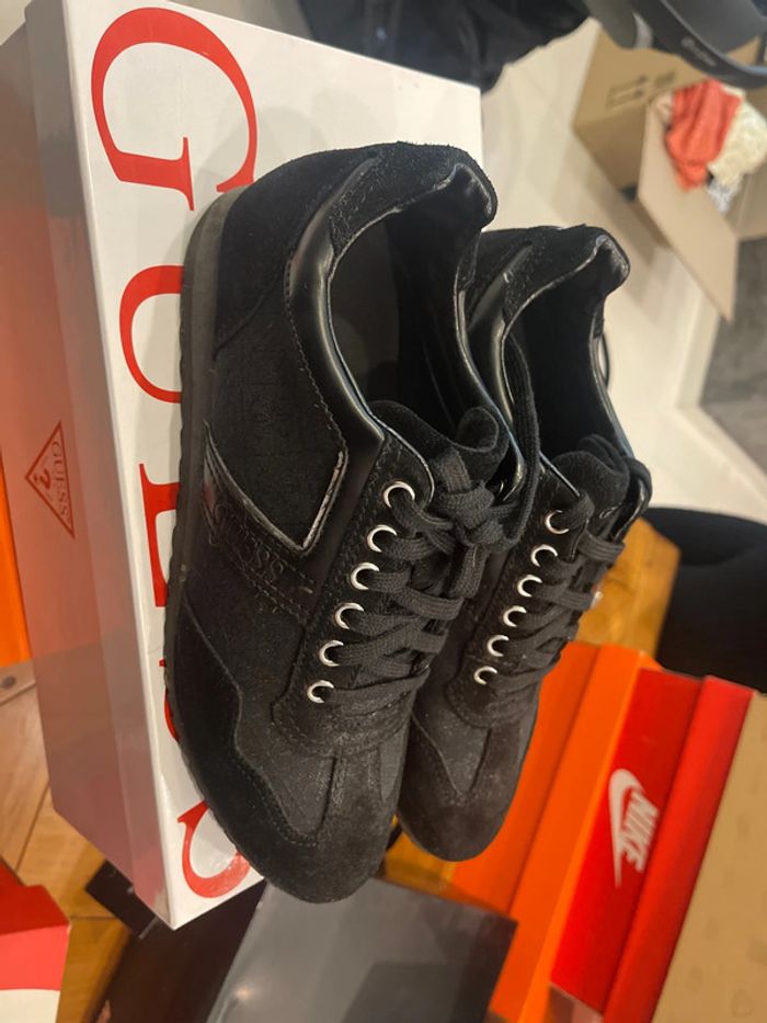 Chaussure guess - photo numéro 3