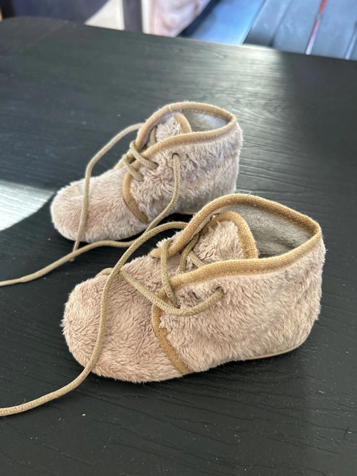 Chaussons fourrure Bellamy pointure 22 - photo numéro 2