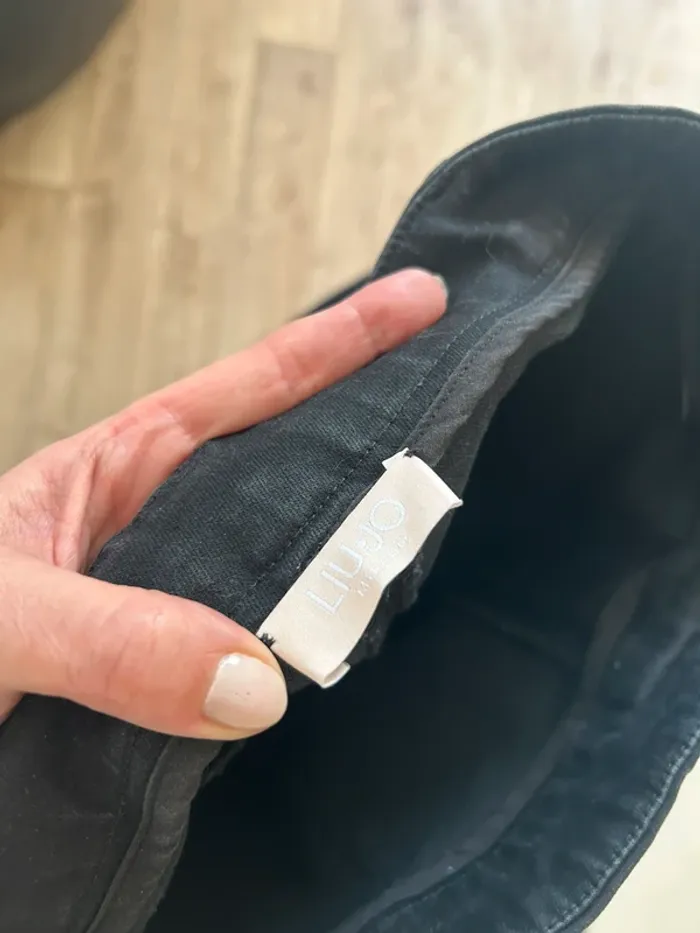 Liu Jo pantalon noir bas évasé taille 36 - photo numéro 3