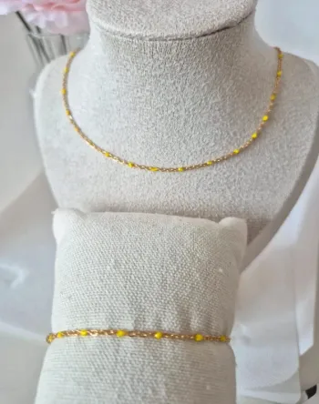 Parure de 2 bijoux en acier inoxydable dorée avec perles en résines jaunes