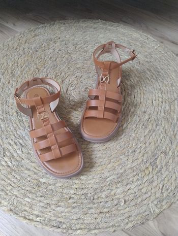 Semelles, pieds nus semelles épaisses