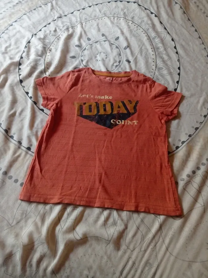 Tee-shirt