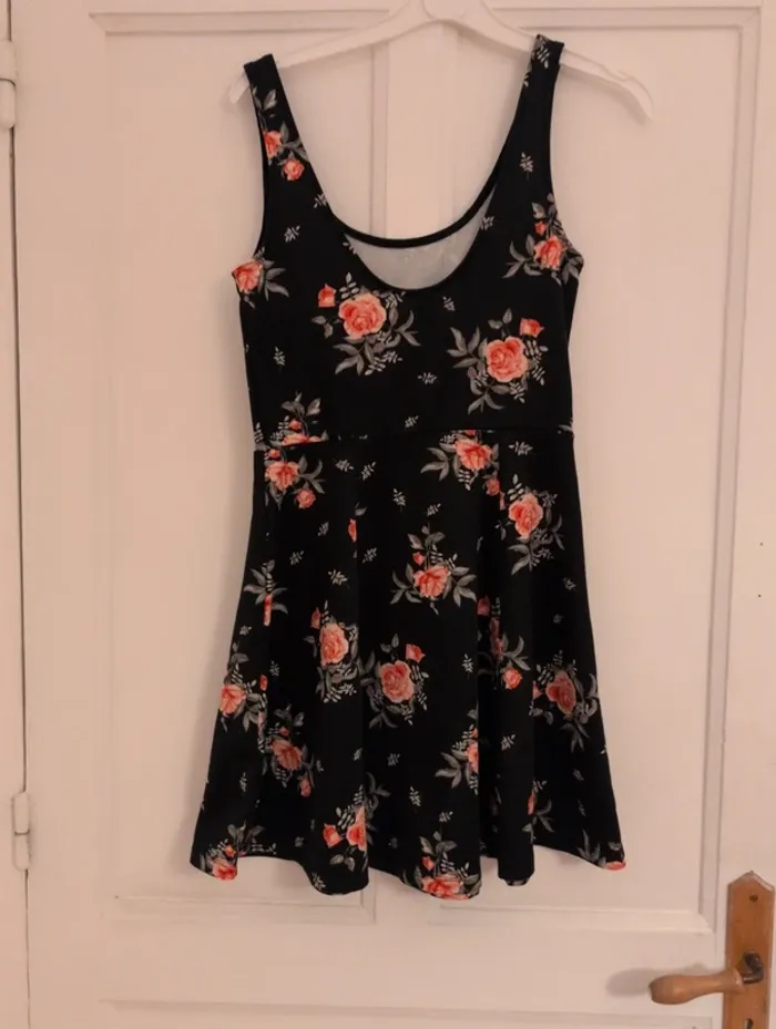 Robe à fleurs - photo numéro 2