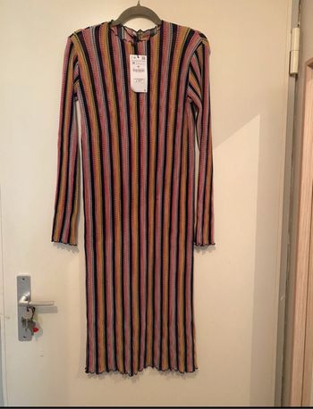 Robe Zara trafaluc taille M neuve