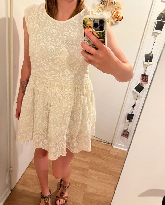 Robe dentelle blanche crème le temps des cerises taille S