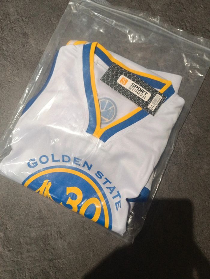 Tenue NBA golden state warriors Stephen Curry blanc. T.24 - photo numéro 5