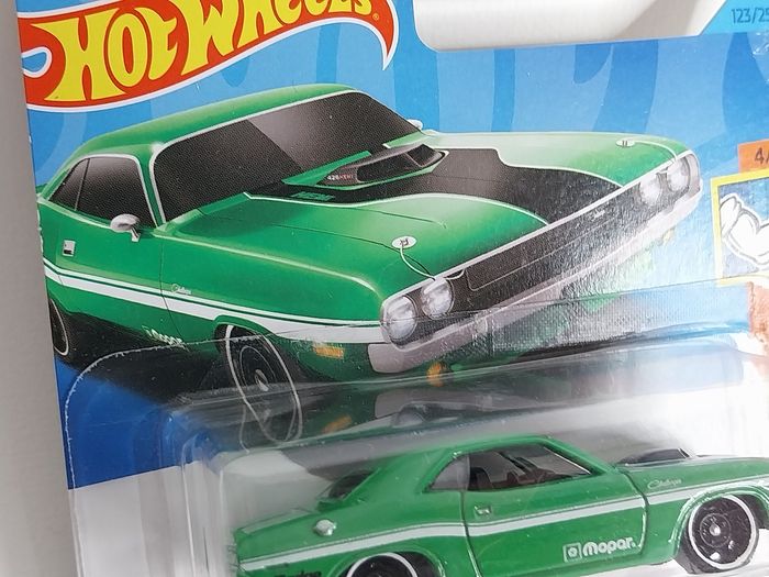Hot Wheels '70 Dodge Hemi Challenger 2023 - photo numéro 3