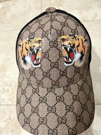 Casqueyte gucci
