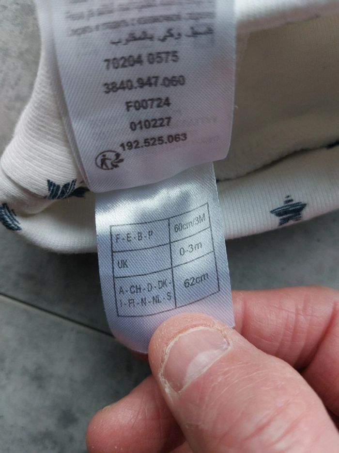 Bonnet Vertbaudet taille 3 mois - photo numéro 5