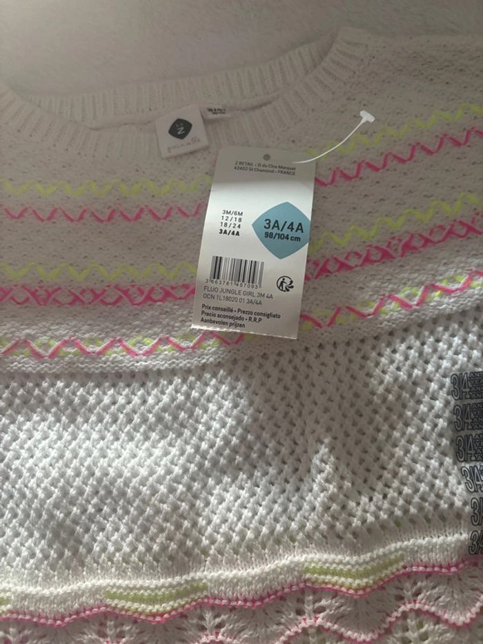 T-shirt en maille court fille manche courte taille 3/4 ans neuf - photo numéro 3