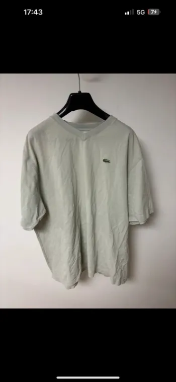 T-shirt Lacoste gris clair col V – Taille 7 (XXL)