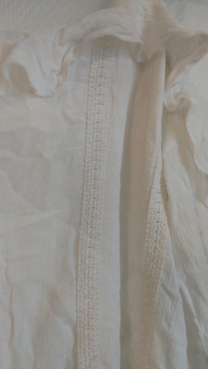 Top blanc bretelles en tissu léger coton en bon état - photo numéro 2