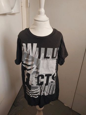 Tee-shirt noir Taille 8-9 ans