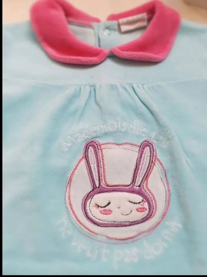Grenouillère en velours petit col fille 6 mois - photo numéro 2