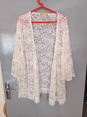 Gilet dentelle blanc