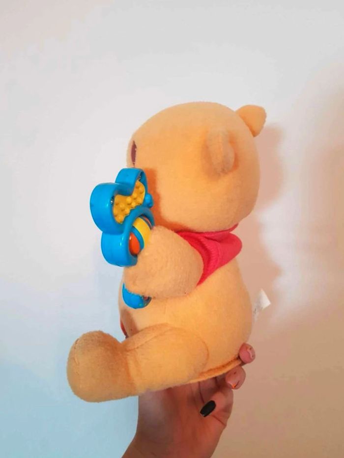 Peluche  winnie musical - photo numéro 2
