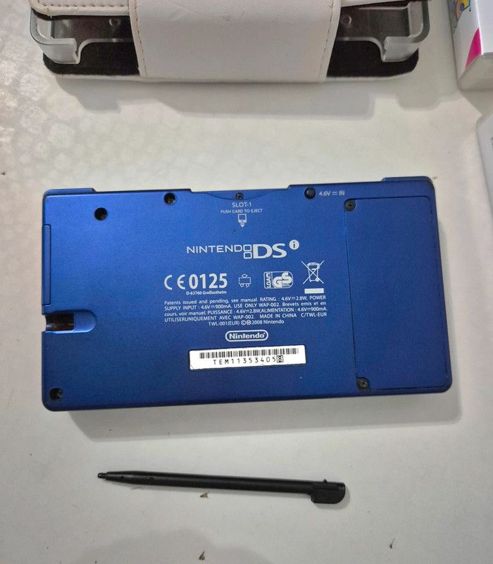 Console Nintendo ds dsi bleu métallisé et jeux - photo numéro 3