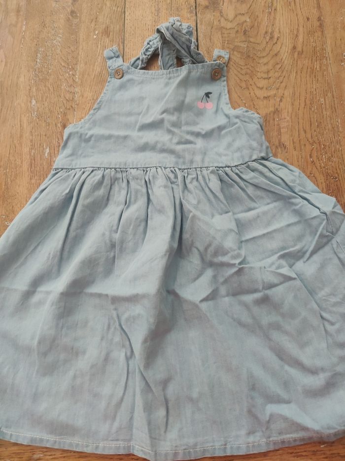Lot 3 robes et une combi short 24 mois in extenso - photo numéro 4