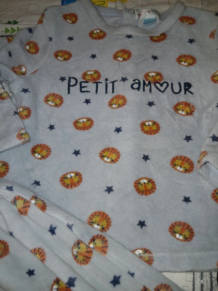 Pyjama 18 mois - photo numéro 2