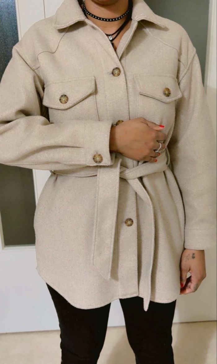 🤍 #Veste chemise Zara – Taille S (convient aussi à un M) 💜 - photo numéro 3