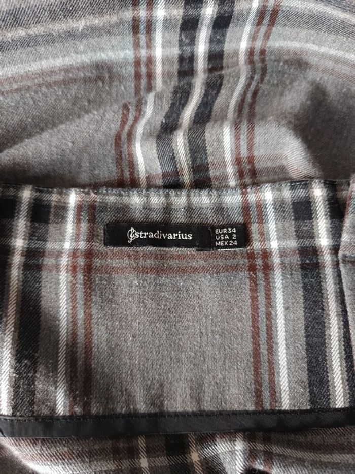 Jupe Stradivarius taille 34 - photo numéro 7