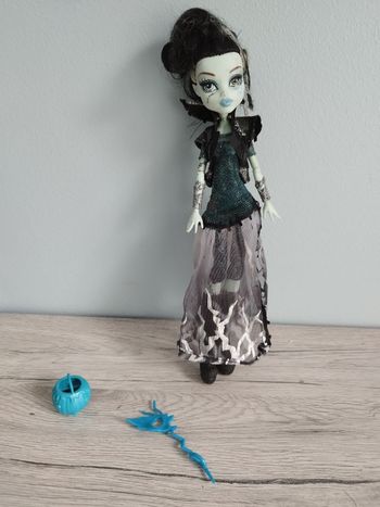 Poupée Monster high Frankie Stein ghouls rule
