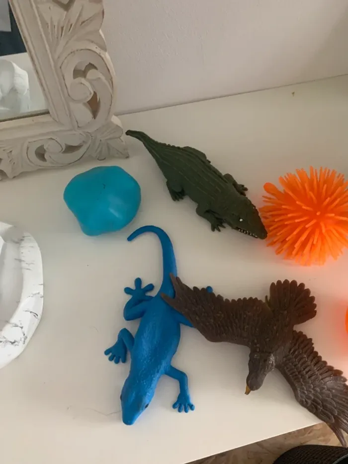 Lot de jouets - photo numéro 3