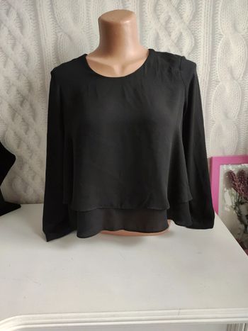 Blouse noire à volants Zara basic taille S