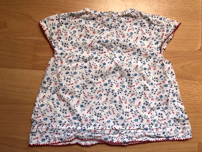 Joli haut/T-shirt MC T. 12 mois fille Grain De Blé TBE - photo numéro 2