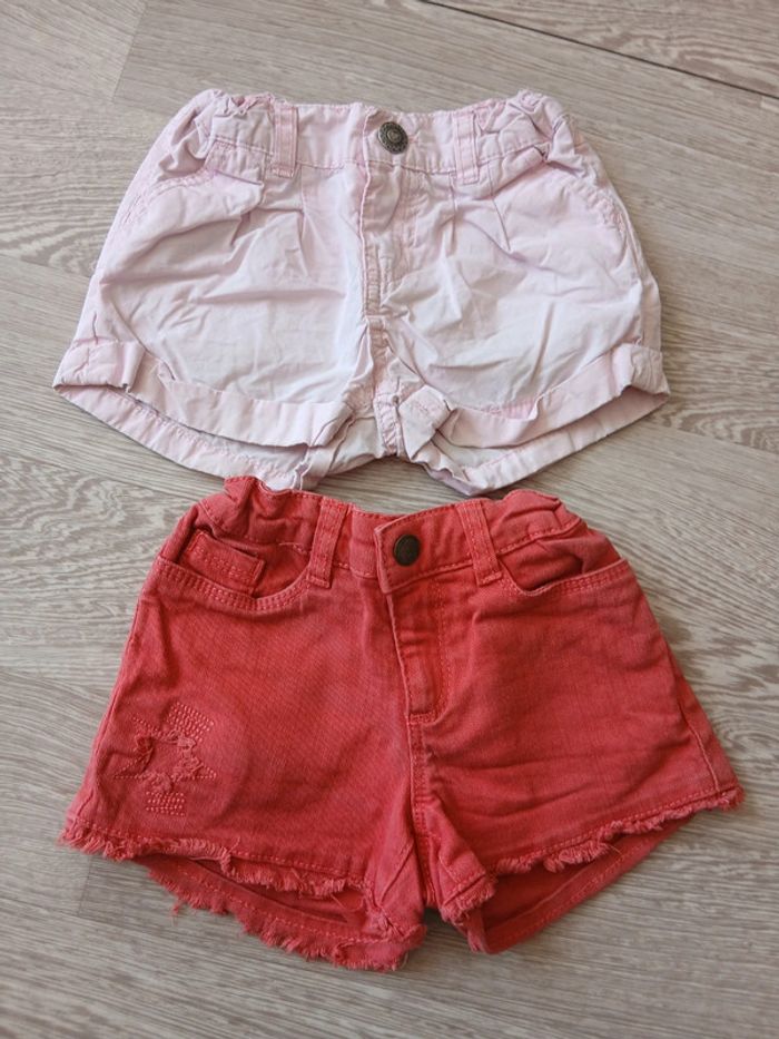 Lot de 2 shorts 4 ans