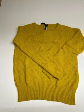 Pull moutarde