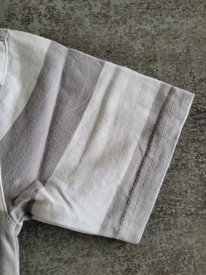 Tee-shirt - 6 ans - - photo numéro 3