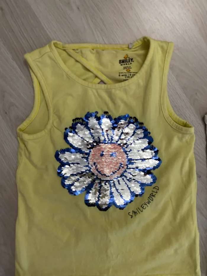 Lot de 2 débardeurs Taille 5 ans - photo numéro 2