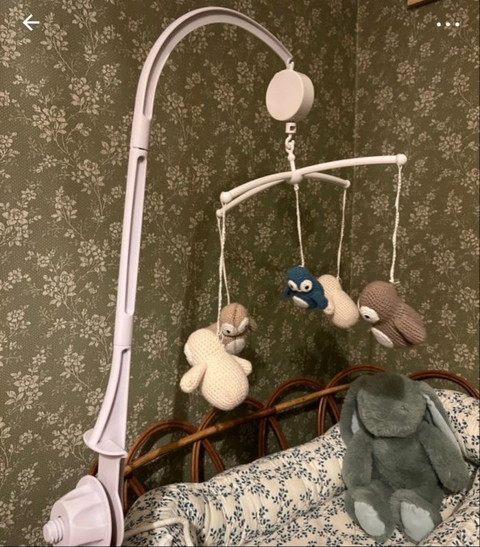 Mobile musical crochet fait main - photo numéro 2